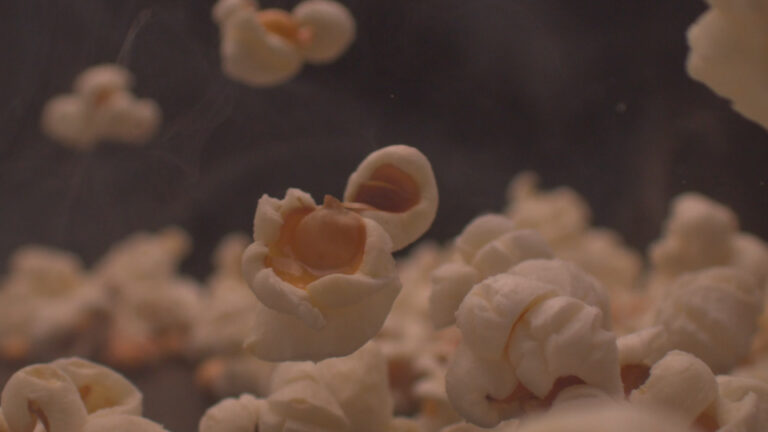 Popping Corn (RAW)